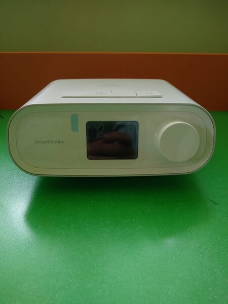 Aparat pt. Apnee CPAP Philips, an  06.2023, second hand, aproape nou